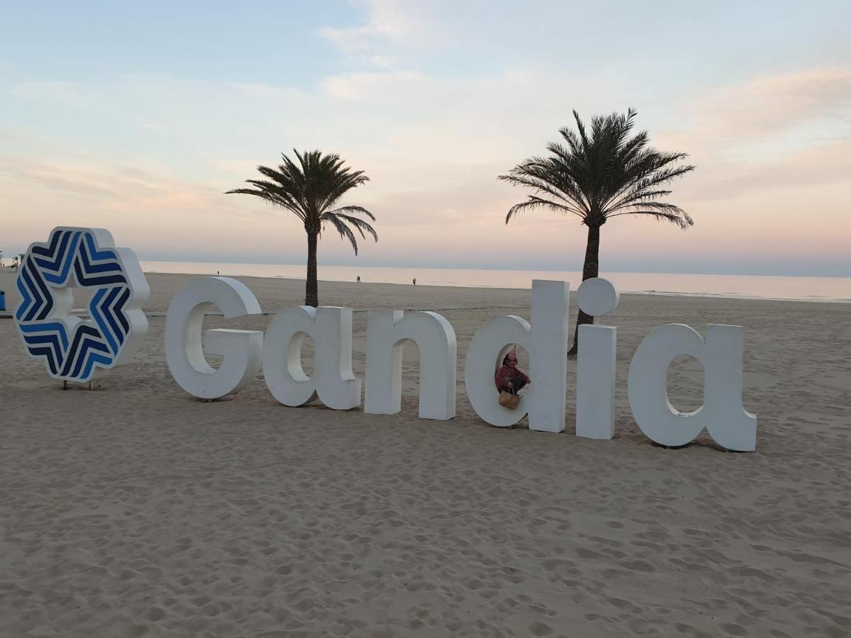 Apartmento De 3 Habitaciones Con Vistas Al Mar Playa de Gandia Exteriör bild