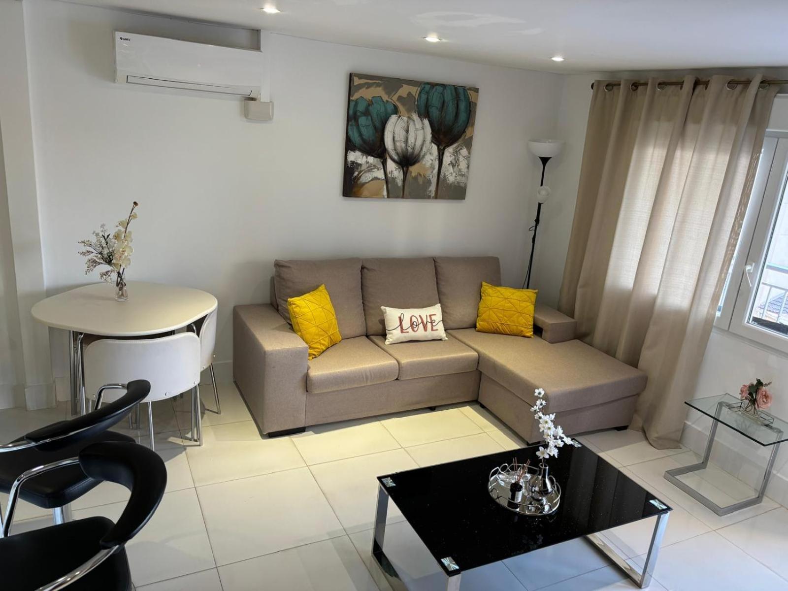 Apartmento De 3 Habitaciones Con Vistas Al Mar Playa de Gandia Exteriör bild