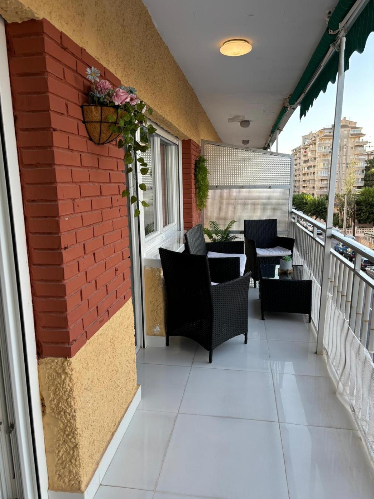 Apartmento De 3 Habitaciones Con Vistas Al Mar Playa de Gandia Exteriör bild